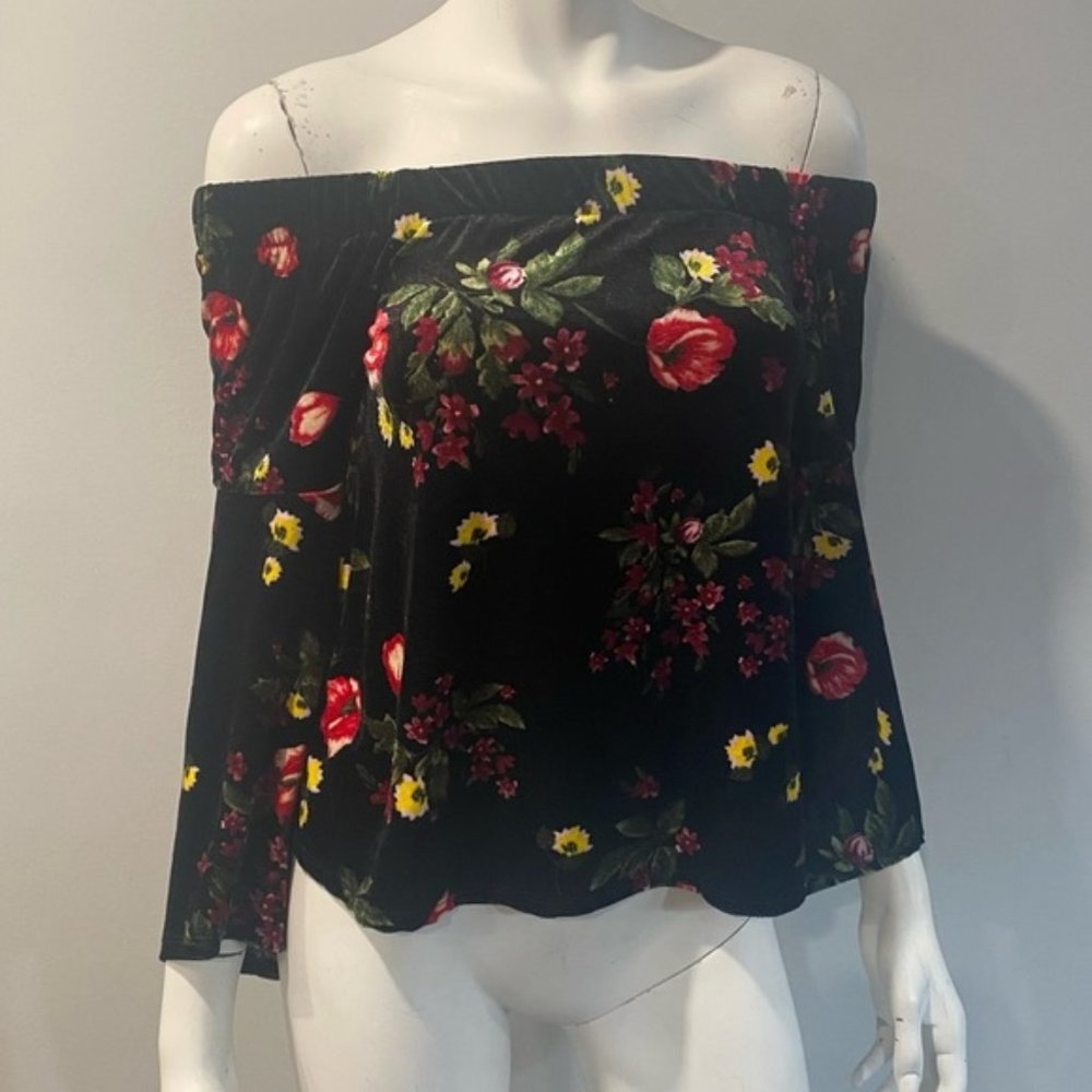 DESIGN Lab off the shoulder floral top flare arms small